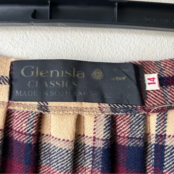 Glenisla 100% Wool Vintage Plaid Pleated Modest Midi Skirt 14 - Picture 6 of 11